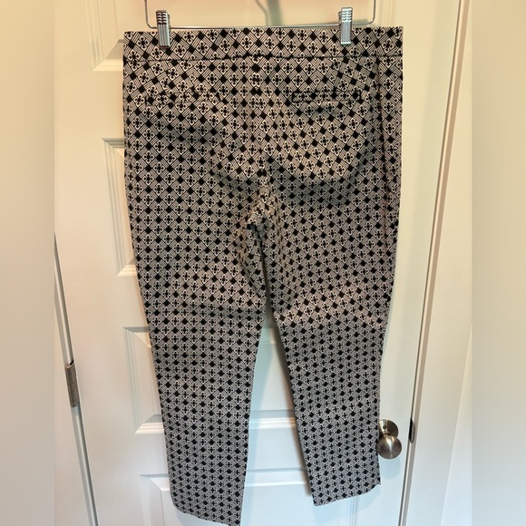 Tory Burch tapered patterned pants - Picture 2 of 3